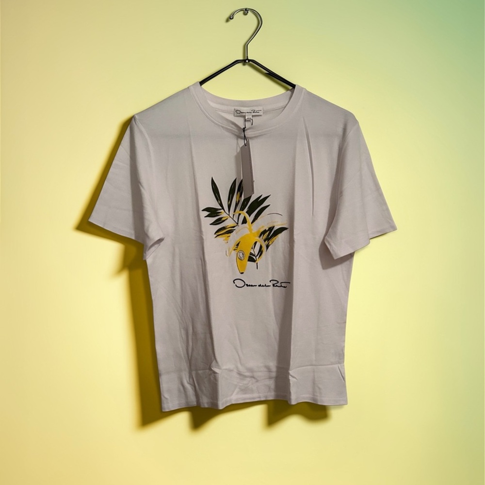 Oscar de la Renta White Tee with Green and Yellow banana Design